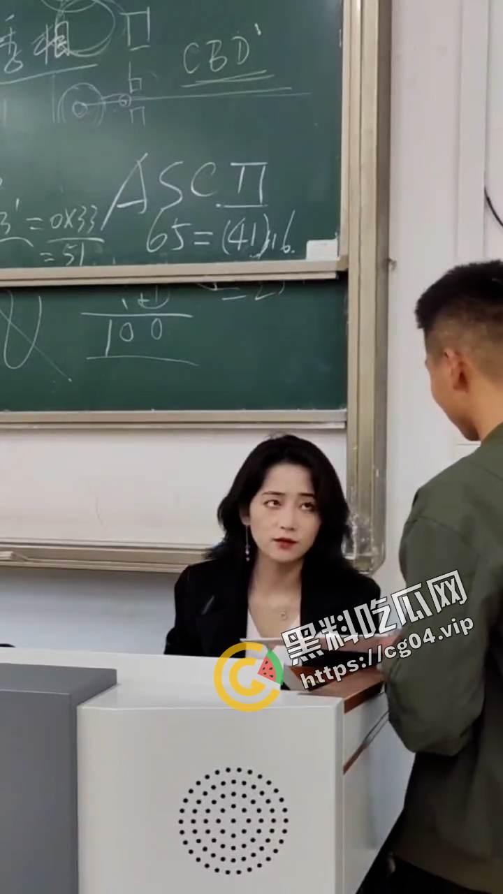抖音百万粉丝网红大学生之母 春晓 少年老成 但是真的是00后 个人信息 家庭住址全被扒了出来
