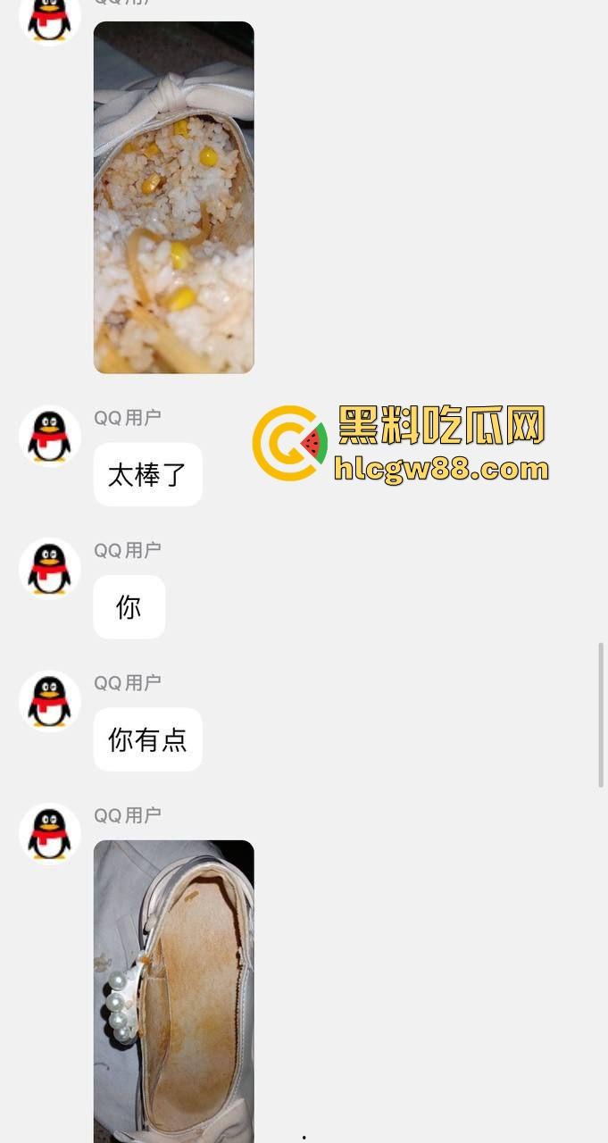 变态群友的分享!湖南脚控小哥去偷盗楼下小姐姐的的美鞋用来吃饭 脚控到已经病态 内容炸裂!