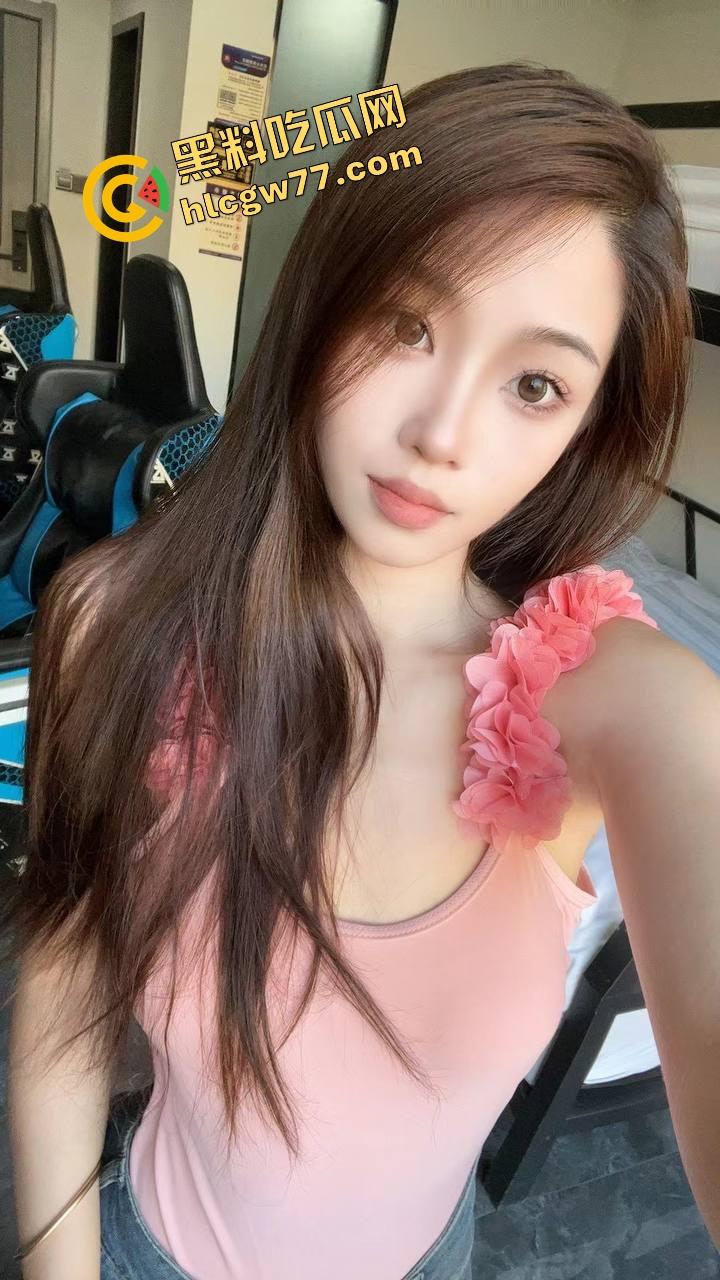 长沙文员『李梦』出轨,前夫放出露脸爆操全套,舔棒自拍撅逼样样齐,漂亮小媳妇变肉便器!