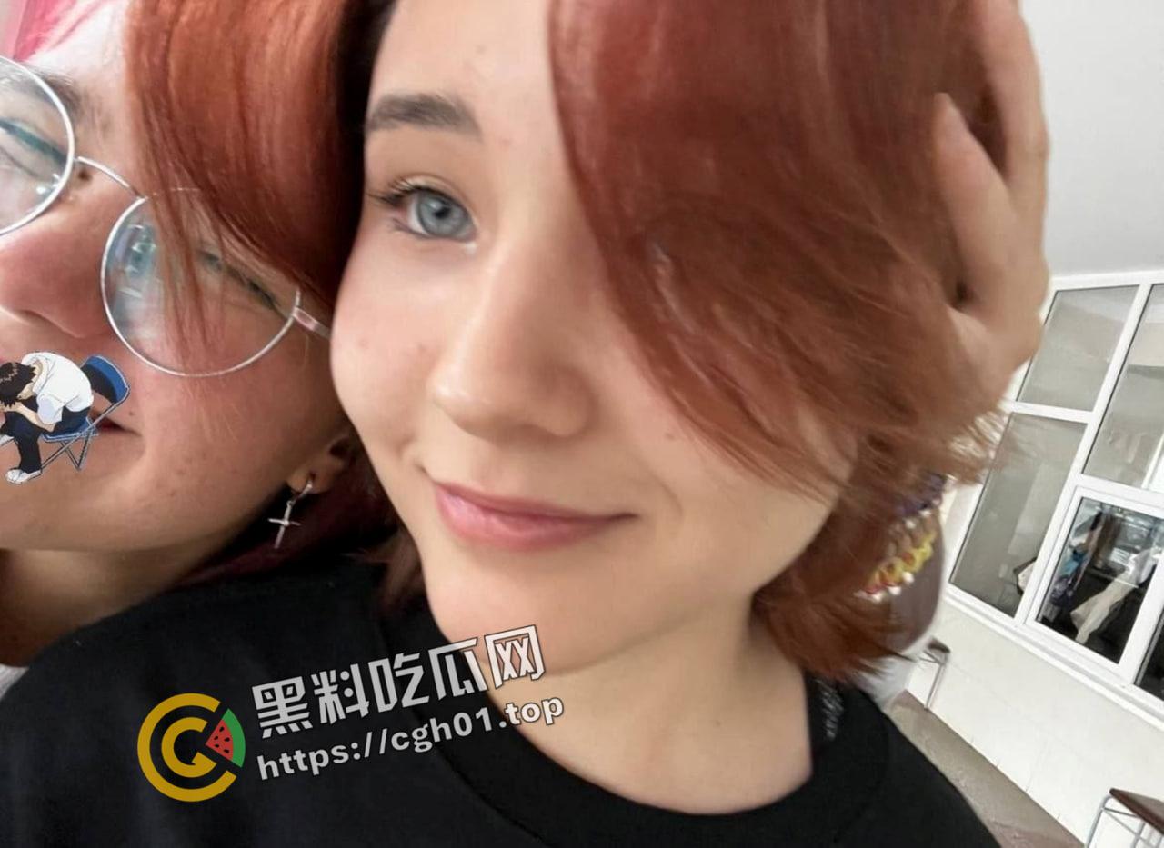 外网疯传 伏尔加格勒两女生跳楼自杀 死前发布甜美自拍 现场收尸视频流出 血腥慎点