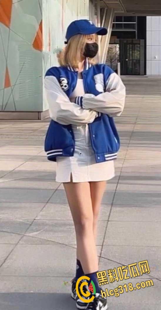 火辣短发台妹反差婊!露脸自慰私拍,嫩乳粉穴一线天撩爆全网!