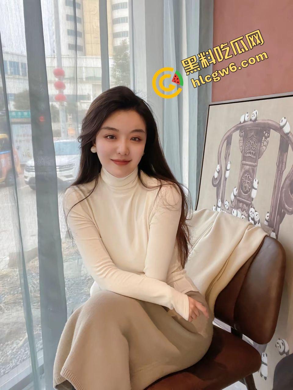 山东临沂渣男大哥约炮社会反差骚货【林素娟】逼粉水多贼欠操 后入射逼淫荡至极!原创流出!