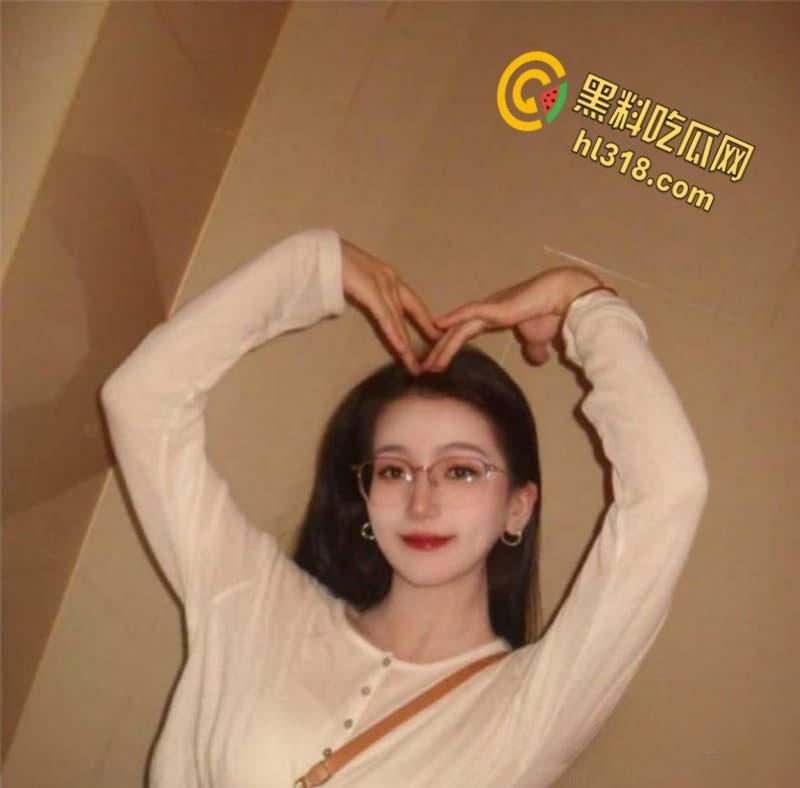 辽宁大学汉语文专业【徐雪晗】,私下被包养变反差小母狗,出轨男友兄弟偷情打炮,被狠狠爆操贱态百出!