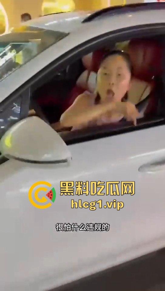 西格玛男人大战卡宴小仙女!一句我让你吃鸡巴你吃不吃’让她当场破防!