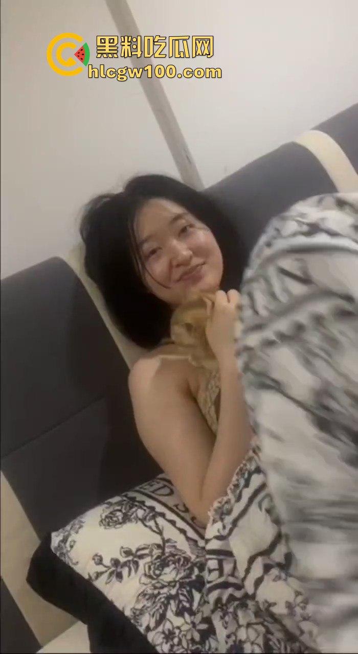 沈阳NICE CLUB酒吧高冷陪酒小姐【沈敏】醉酒被捡尸,事后清醒后还要求炮友再来一次,巨骚无比!