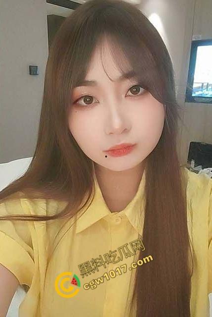 婶婶的情趣内衣激荡春情:湿欲交欢,温热娇喘,肉体揉搓,湿热交缠中尽显火辣欲望!