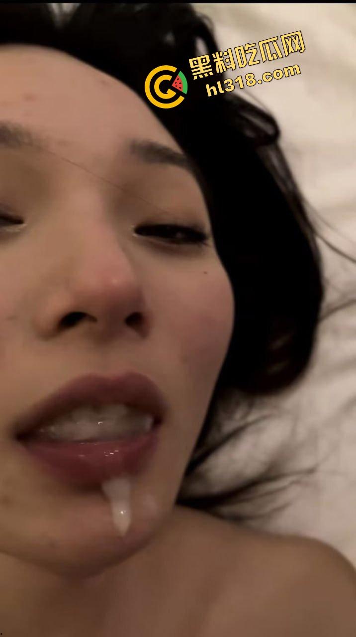 00后东莞理工学院女大毕业就包月7K,牛马生活不干了,随时空降各种口爆吞精,敢问年轻人都这么卷了吗?