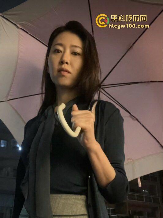 OnlyFans韵味美妇熟女【nanako_sexy】VIP订阅视频流出，情趣自慰掰穴淫荡的成熟韵味，极具吸引人。