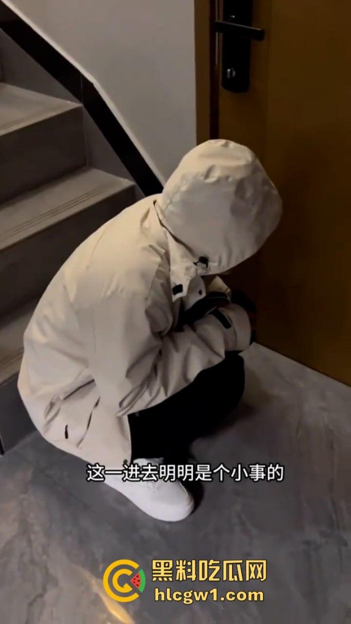 可怕!湖南长沙猥琐男闯入女生公寓偷窃衣物 妹子录视频机智报警抓人 这是真变态!