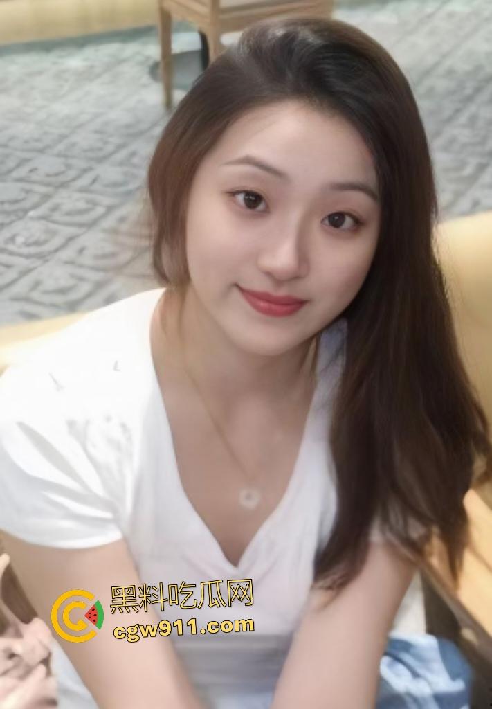 高冷女大【邹凤】下海赚零花钱,兼职打鱼求富哥长期饭票,男生不讲武德狂操数次拍视频跑路!