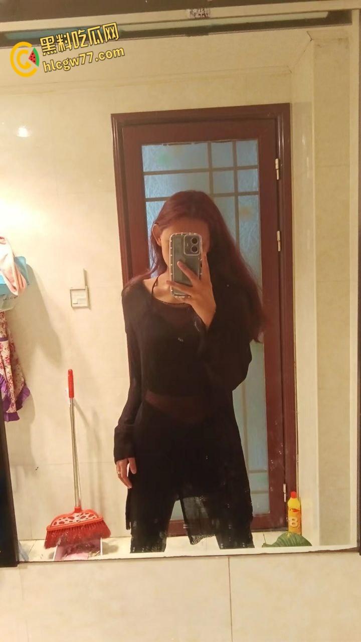 推特情侣泄密自拍,清纯反差尤物捆绑调教,口爆肥臀掀情欲狂潮!