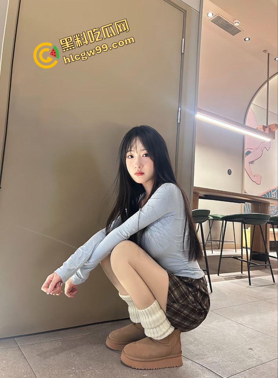 红书抖音甜御反差骚鸡【伤心小椰子】私下约炮金主爸爸,浴室马桶露粉逼激烈后怼爆干!独家曝光!