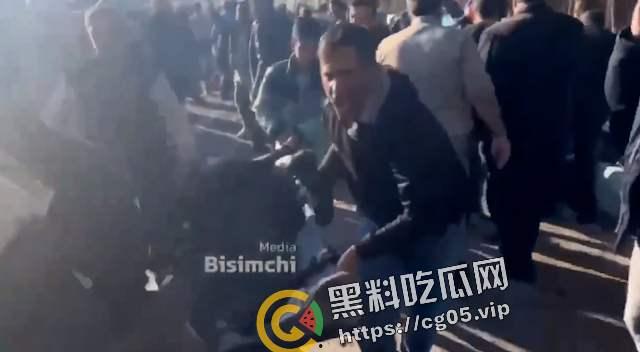 伊朗纪念已故将军卡西姆·苏莱马尼举办纪念仪式 现场发生两起爆炸 死伤数百人 惨不忍睹