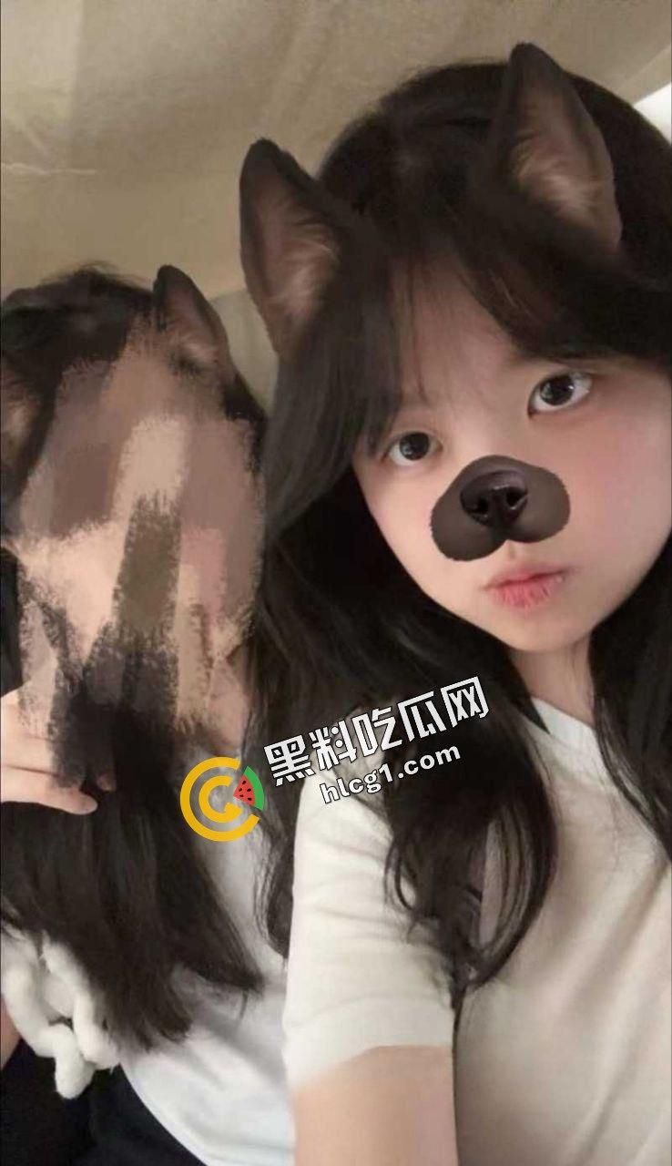 广东海德双语实验学校微胖骚货『黄津瑜』刚满18就见红 约炮猛男学弟视频流出