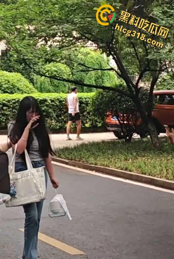 长沙某大学惊魂日,一男子持刀伤人砸车,甚至都惊动特警出警,这到底是恩怨还是精神病 ?