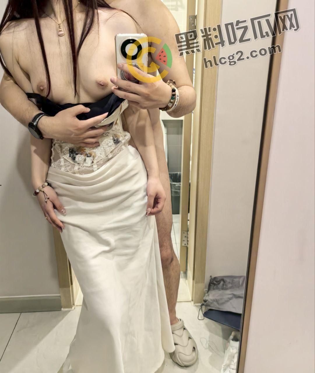 重庆高颜值美女「李欣」性爱自拍视频泄密,百度网盘重口味日常曝光