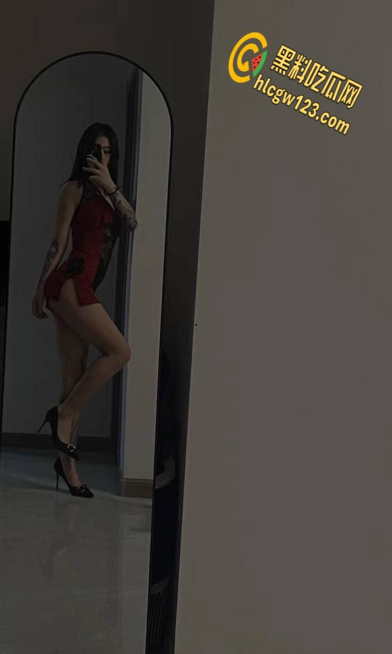 高颜值女大学生【陈思琪】,淫纹黑丝诱惑,粉嫩骚穴菊花被舔爆,轮番后入内射尖叫!