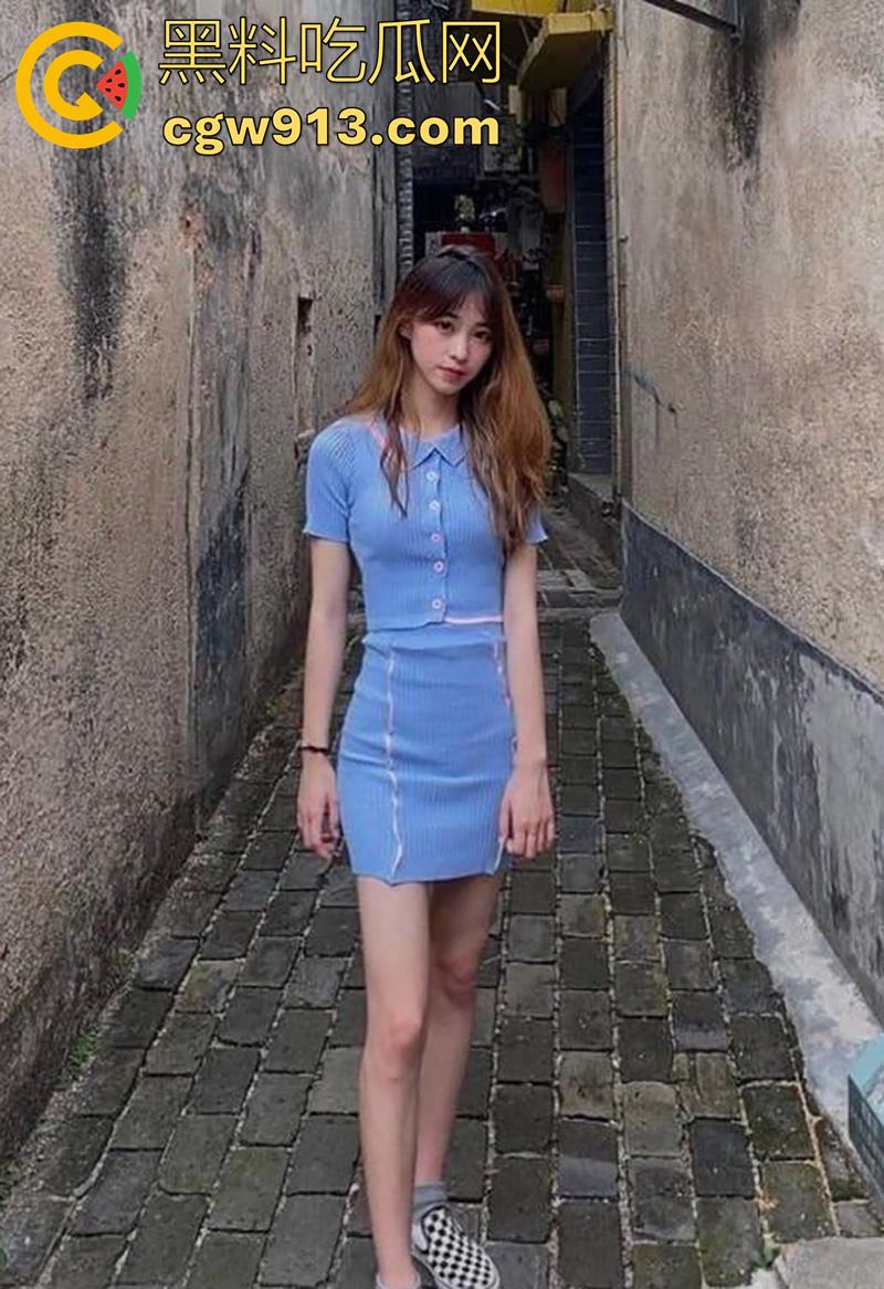 别人老婆就是刺激!河南郑州已婚少妇,网吧打游戏被勾搭,直接带去宾馆啪啪,这口交技术太赞了!