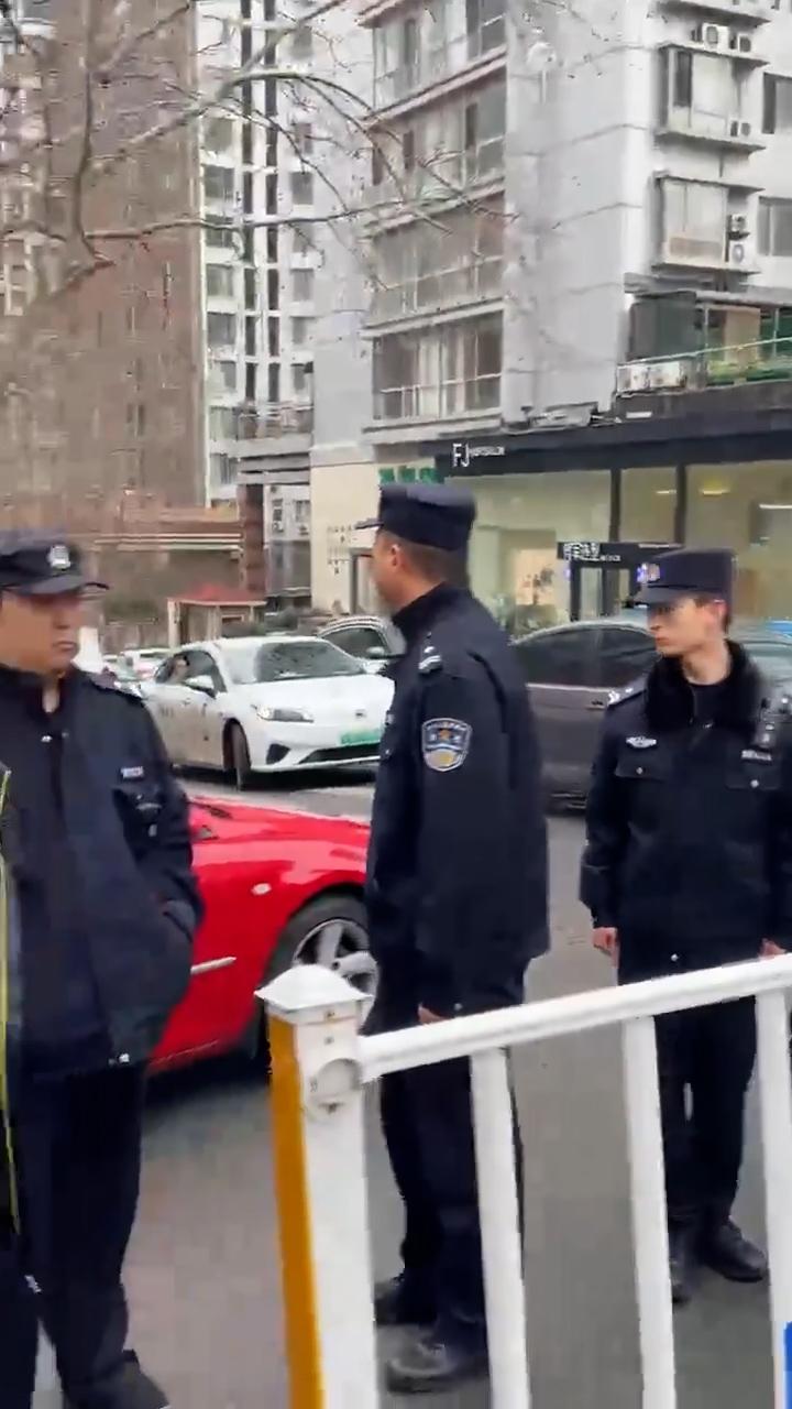 全网封禁！青岛北海违规圈地 领导威胁市民要将其活埋  被封禁视频流出