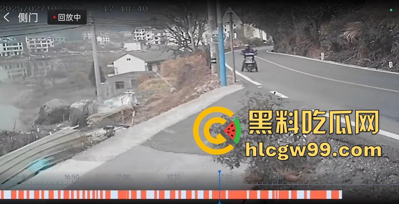 车技不过关少走云贵川,温州天真道观附近私家车坠崖,事故原因仍在进一步核实中。