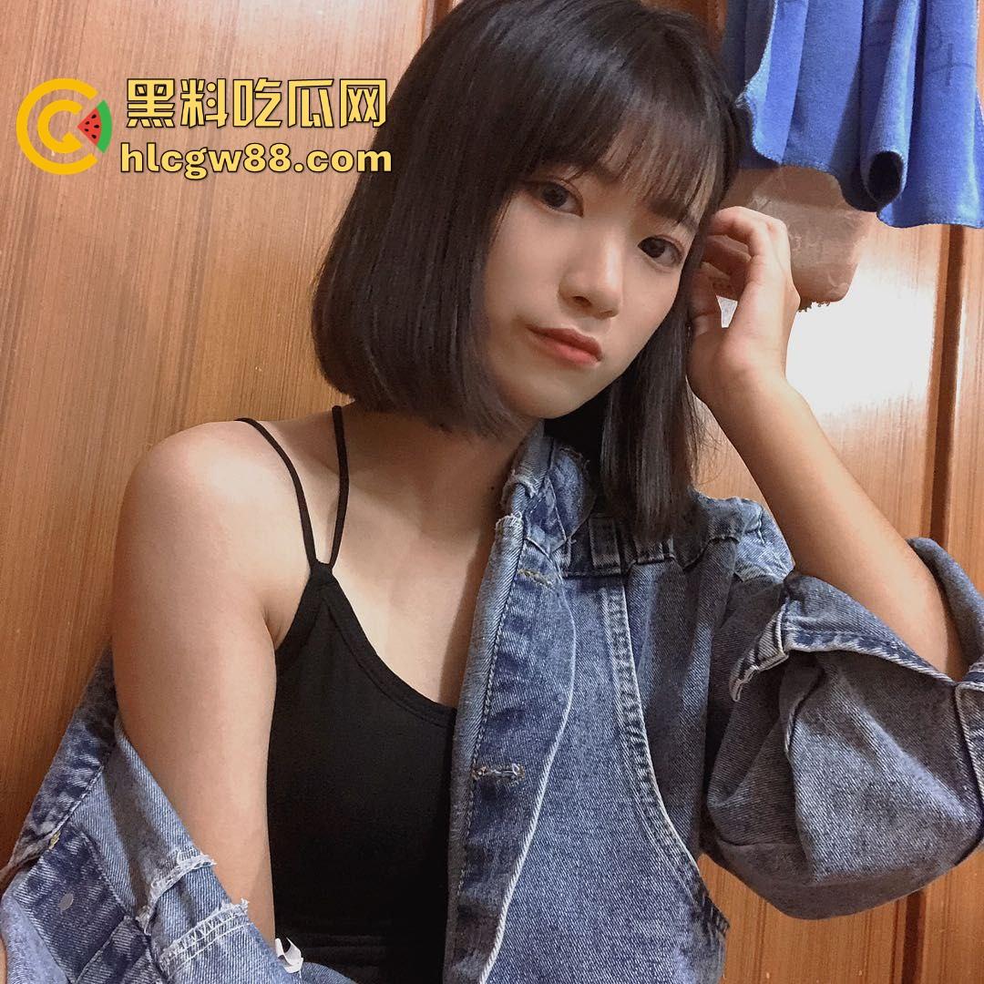 西安职业工程学院大一学妹【林婉婉】清纯反差母狗玩网络调教 自慰露脸视频被金主曝光泄露