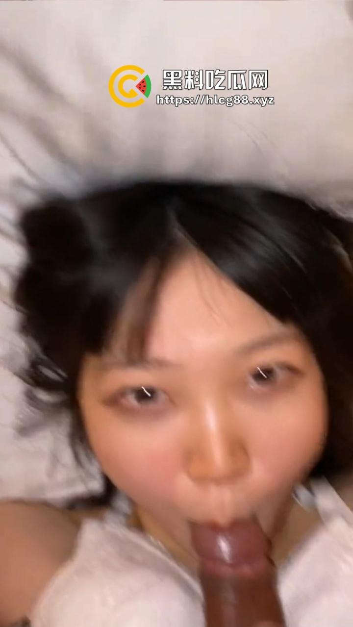 贵州赖茅厂20岁厂妹【齐雨鸠】白天酿酒晚上被主管爸爸狗链子遛,骚得洋气还上啥破班,直接当外围爽翻天得了!