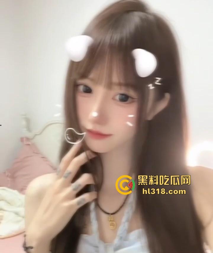 哈尔滨工业大学【张雪玲】约炮视频流出,极品模特身材,情趣黑丝连体装诱惑,露脸口交后入打桩爆操!