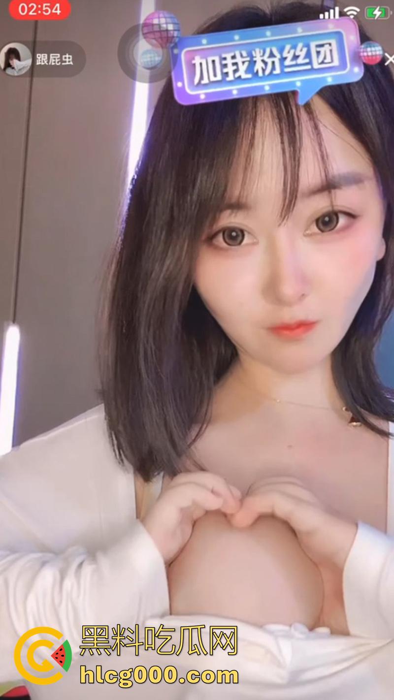 抖音同城女神【跟屁虫】,童颜巨乳颜值可爱身材傲人,巨乳细腰翘臀美腿,诱惑私拍福利流出!