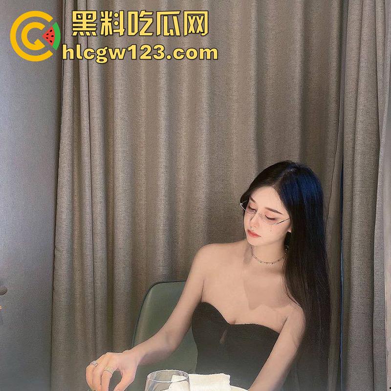 成都整容女生化母体,颜值高身材高挑性感,经常卖逼约炮染上梅毒,到处约炮感染年轻帅哥!