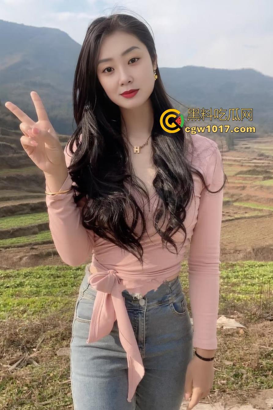 骚货人妻背夫偷情找刺激,帮情人撸管迟迟不射,事后才知道有射精障碍,至少比阳痿好一点,还是硬的!