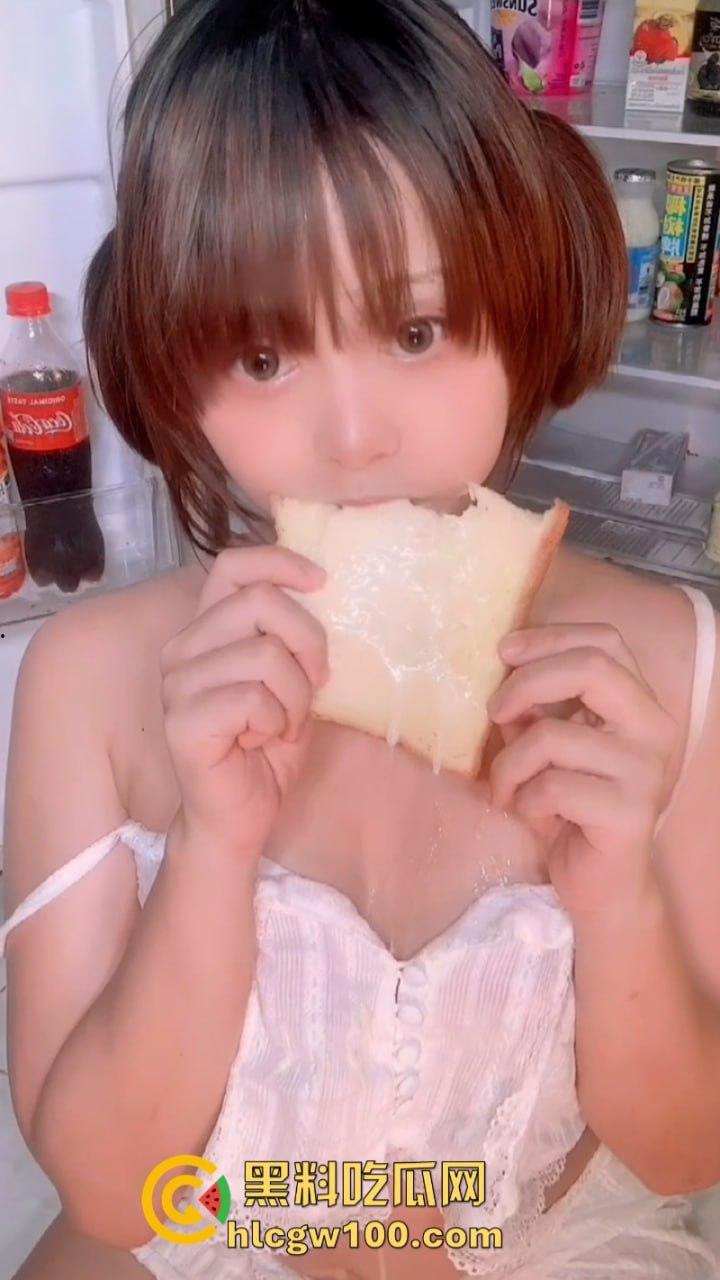 极品萝莉【remukira】露脸反差唯美COS 身材超奈斯童颜巨乳 小翘臀操起来肯定很爽