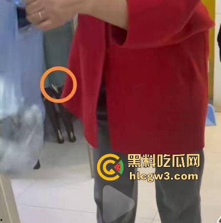 上万金戒指不翼而飞 原是保洁大妈顺手牵羊 对质录音曝光 这演技不得给大妈颁个奥斯卡嘛?