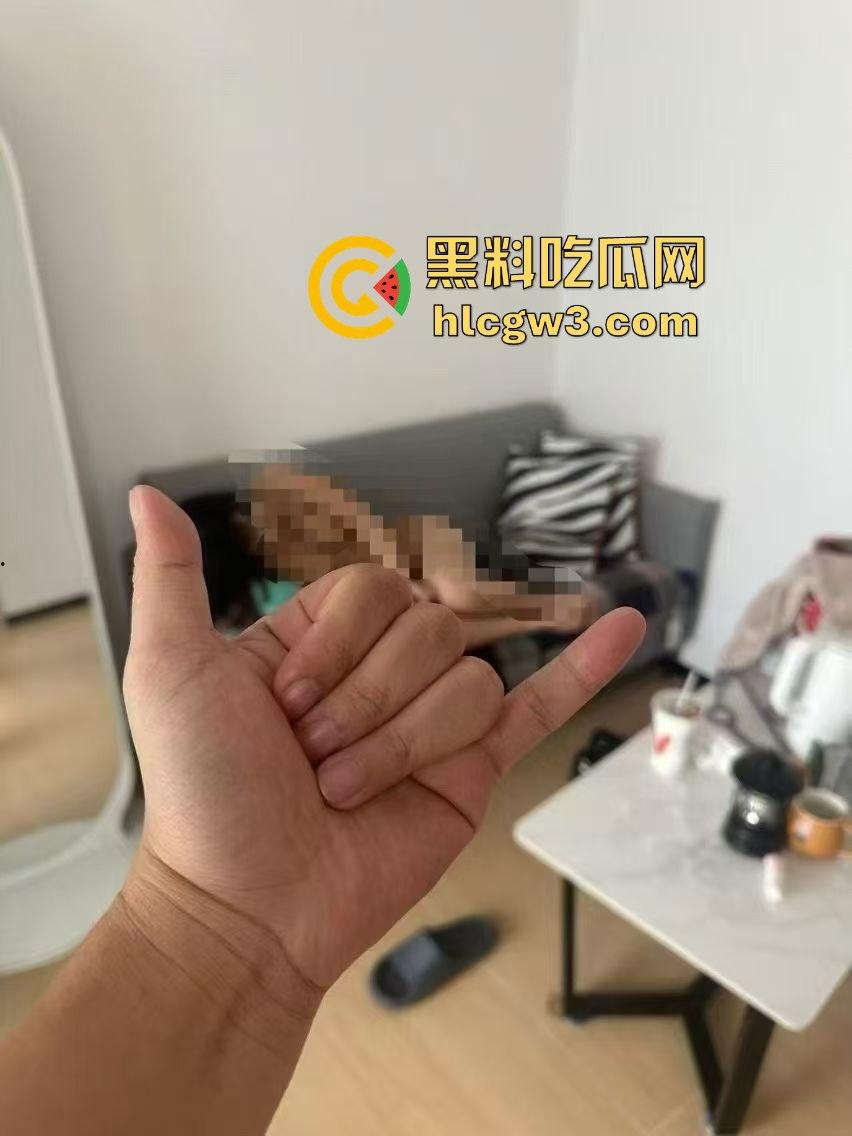 车友群约炮翻车 女骑姿势玩得飞起,一顿猛摇鸡巴差点被坐断,结果发现生化母体直接送了梅毒阳性 666!