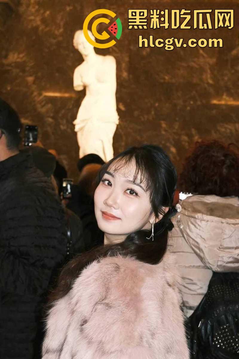 留法骚婊子『赵瑶金』被包养玩SM,肛门吞矿泉水瓶私拍泄露!这洋屌扩菊计划真是开了眼!