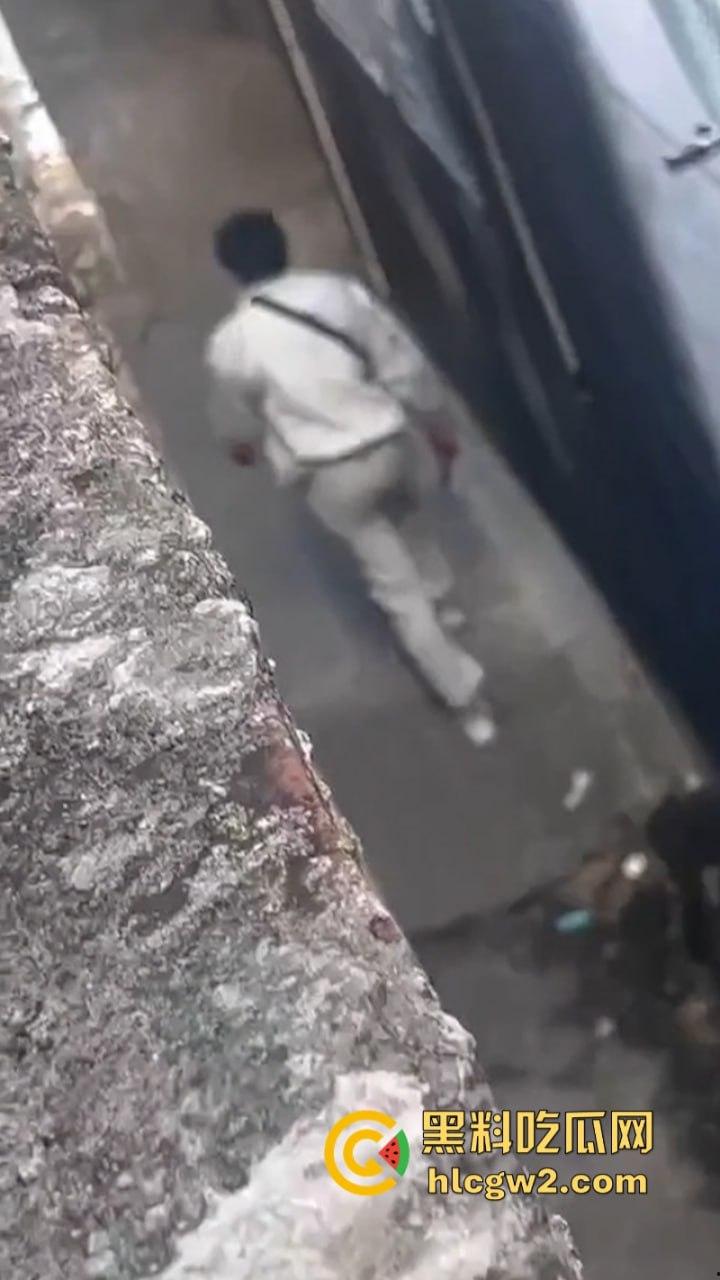 血腥慎入!潮州朝安东二光辉幼儿园附近 发生持刀杀人事件 一女子当场死亡!