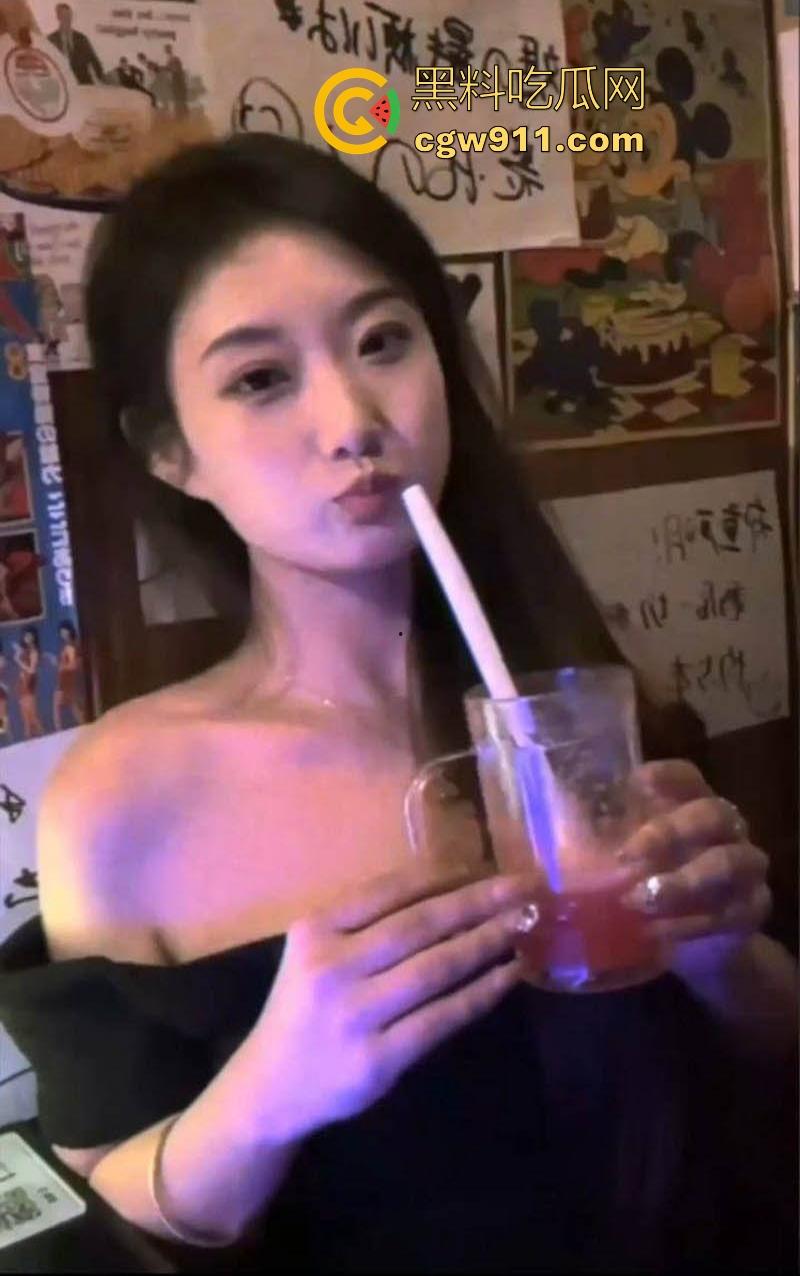 176cm极品模特女友私拍视频流出,黑丝高跟挑逗欲望,全程漏脸自慰,展示极致淫骚母狗的一面!