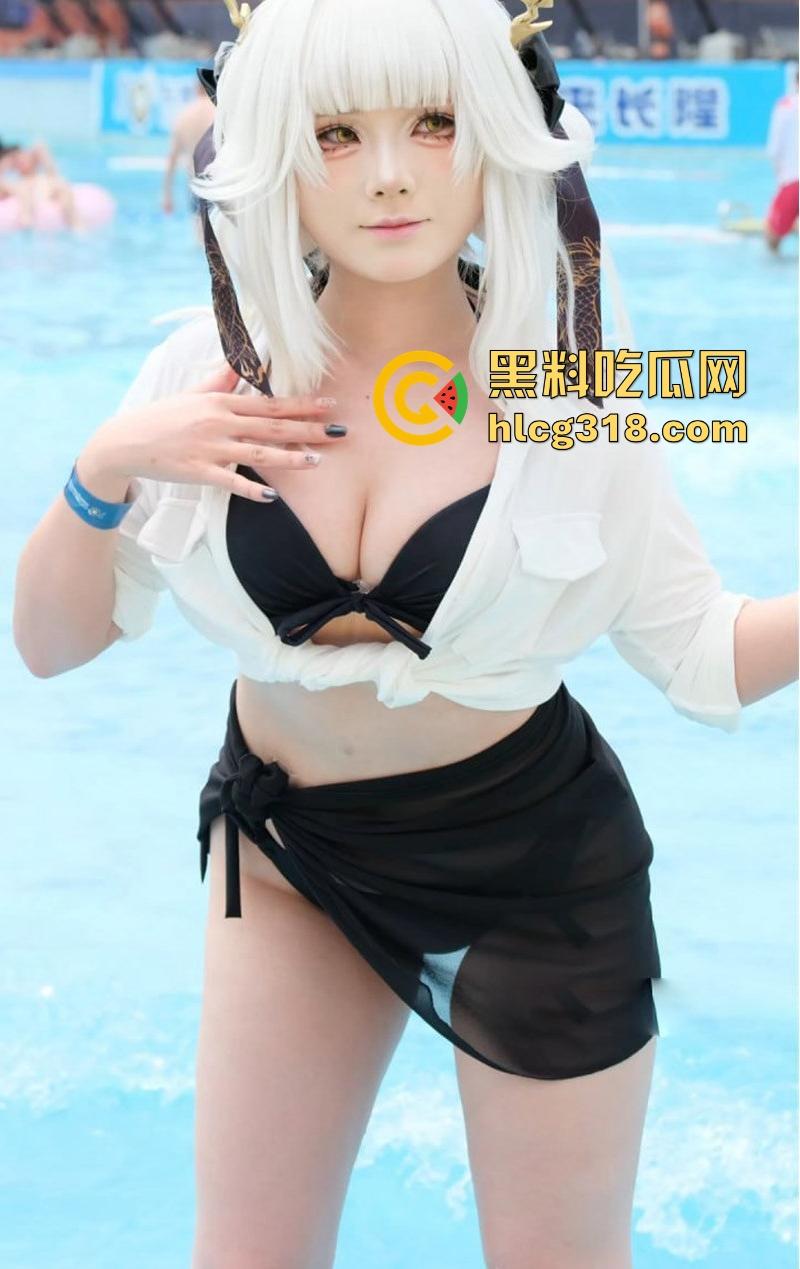 一年一度的长隆水上乐园二次元派对来袭!现场都是肤白貌美大长腿,cos骚妹湿身诱惑,鸡巴硬到炸!