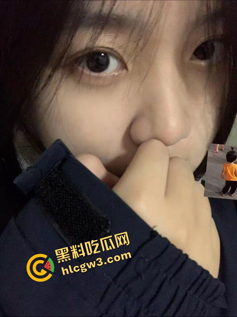 独家首创！江苏溧水高级中学清纯学生妹『叶芸』被下头男逼迫拍粉穴 渣完后分手又曝光！