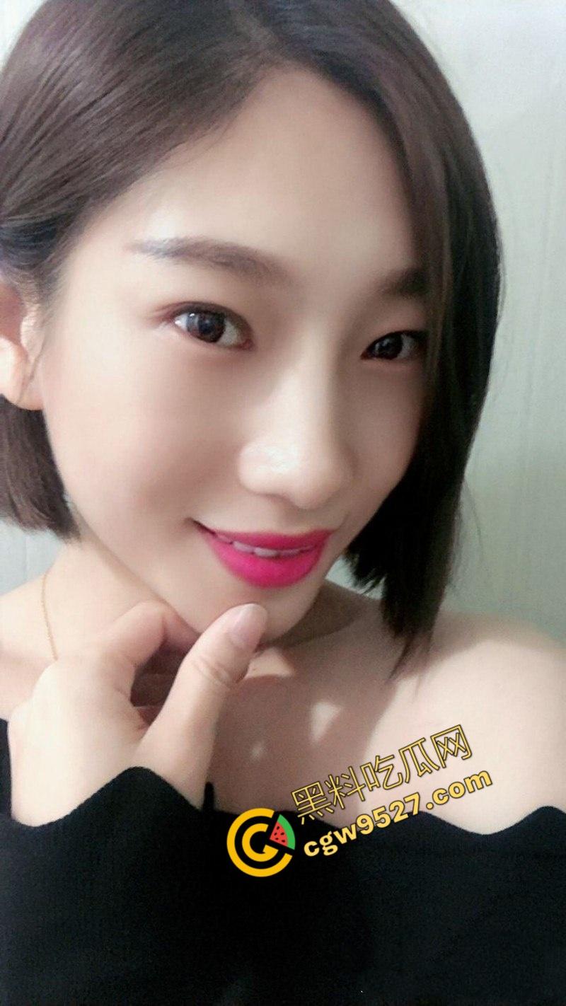 江苏泰州新婚人妻蔡丽华出轨被奸夫被爆操,贤妻秒变骚货母狗,极品身材堪称最佳炮友