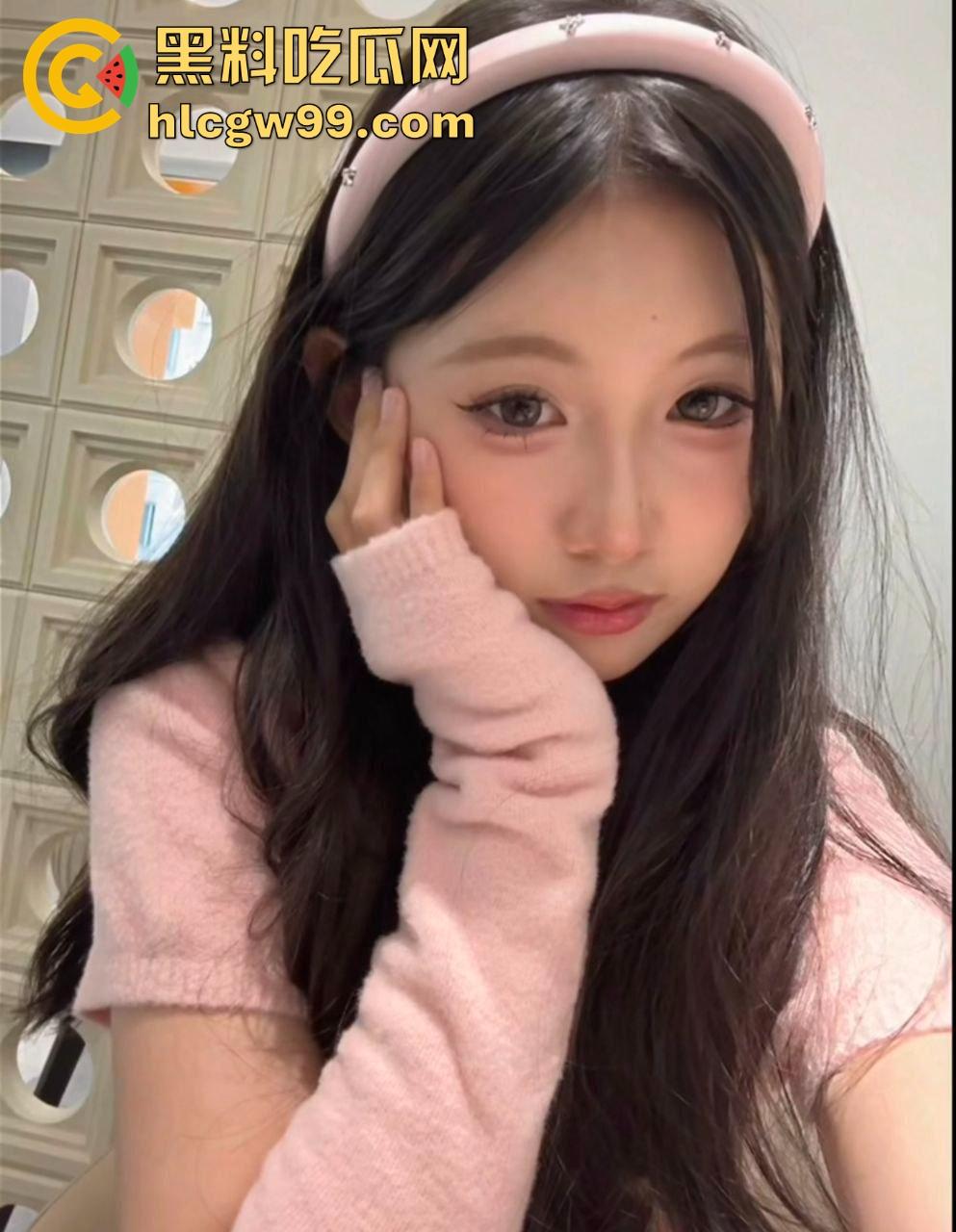 广东粉系JK小萝莉【田晶晶】黑丝大长腿配小皮鞋,男友撕破黑丝中出内射,这种贱狗带套都是对逼得不尊重!