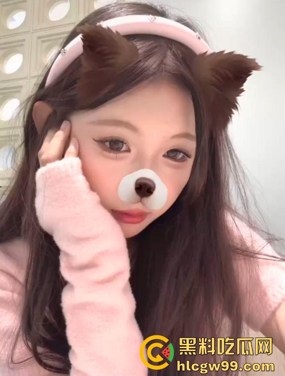 广东粉系JK小萝莉【田晶晶】黑丝大长腿配小皮鞋,男友撕破黑丝中出内射,这种贱狗带套都是对逼得不尊重!