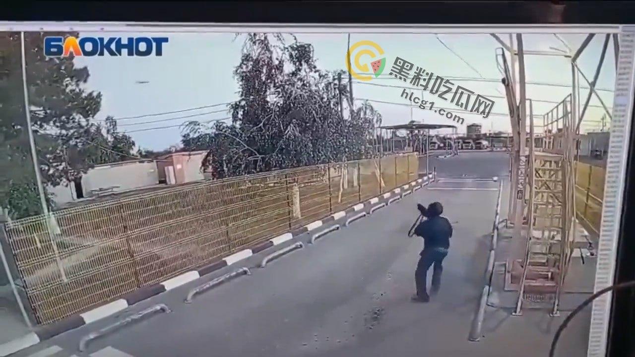 乌克兰无人机闯入俄罗斯油库,疑似中国制反无人机枪表现平平