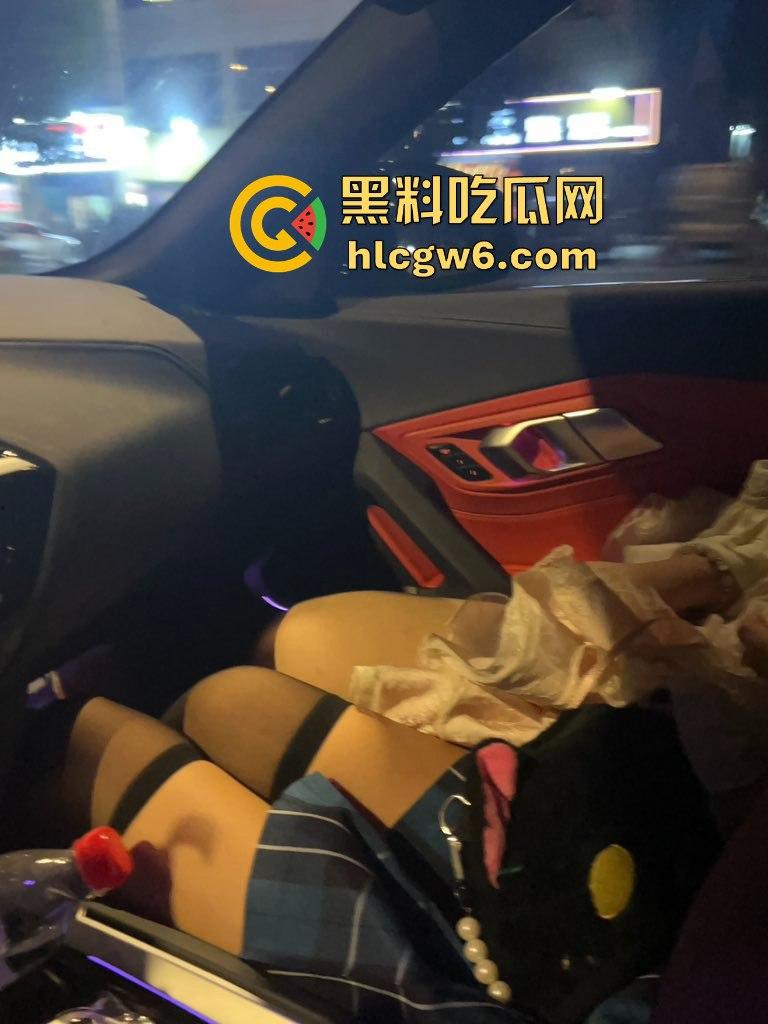 调教界狗链子缠脖的祖师爷【Nic学长】 百人斩专操05后学生妹,妹子一放学就当母狗,灌尿抽脸无套操到浪叫!