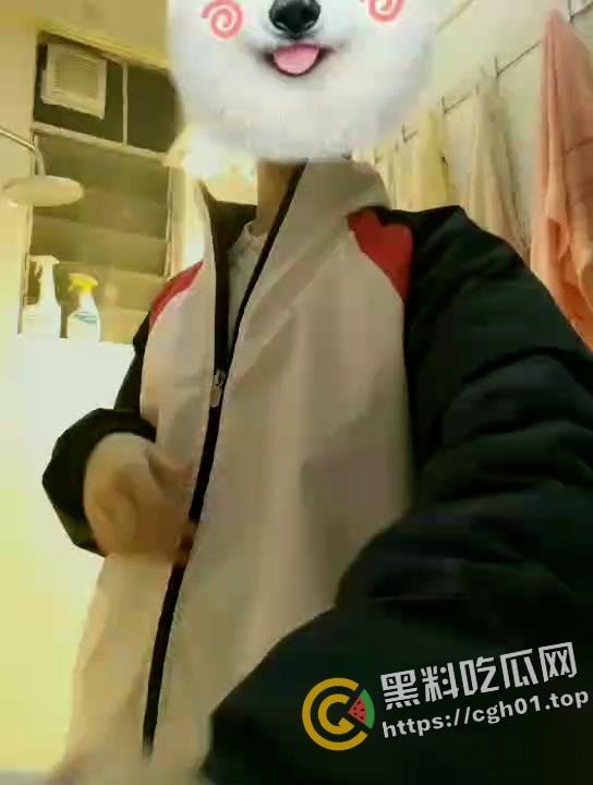 衡水中学妹子洗澡自拍 发给男同学满足变态羞耻心 高考前帮同学舒缓压力是吧