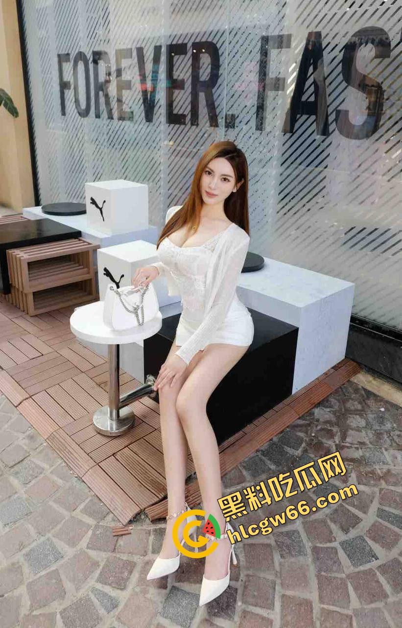 厦门模特『蒋莎莎』让渔业老板高端调教,逼被锁死姿势全开,肛钩一栓动一下都疼!