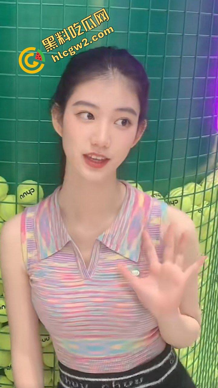 武汉音乐学院反差婊大四网红『煜佳是我』早期与校内富哥酒店激情骑乘!独家曝光流出!