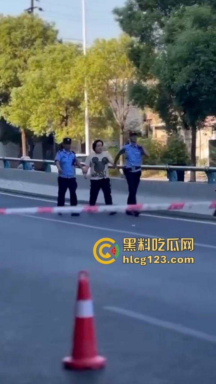 突发事件!6死7伤 湖南株洲芦淞大桥发生一起多车相撞交通事故致!