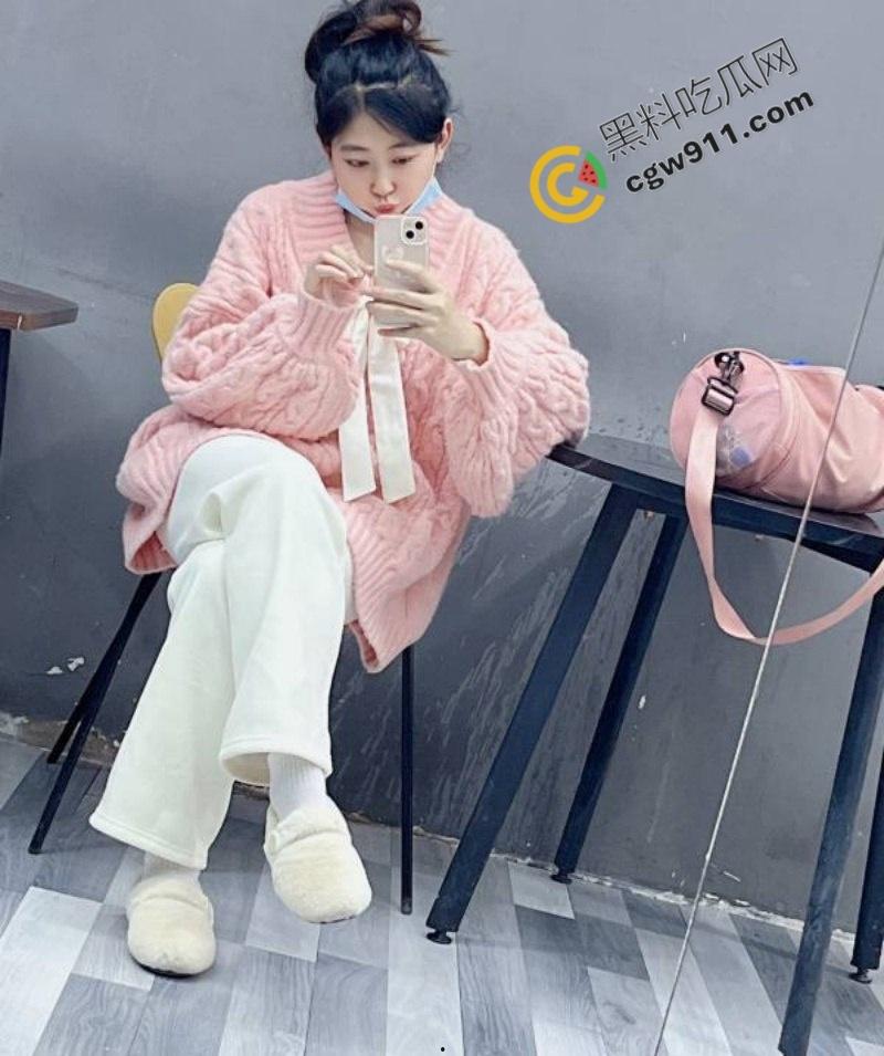 齐齐哈尔骚浪护士【王雪】约炮流出：巨乳翘臀勾魂夺魄，肉棒深吞求精液灌喉，内射小穴特写展示