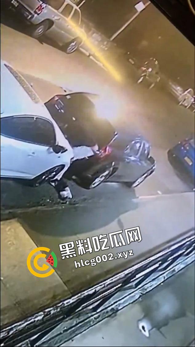 美国女子被勒脖强奸现场视频流出!自由美利坚 强奸每一天