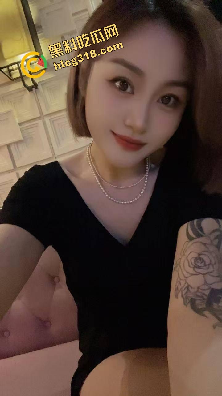 河南瓜友求助女友一边被干一边反思人生,为什么长得清清纯纯的,怎么做到口爆吞精不眨眼?这该怎么答?